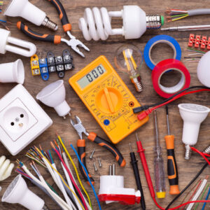 Installations (Prise - Douille - Disjoncteur -Interrupteur -Luminaire mural -Détecteur de fumée)