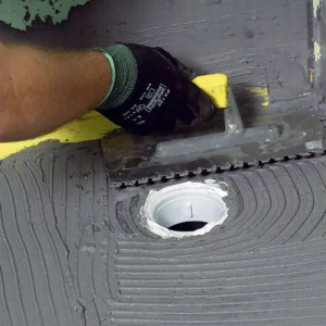 Pose étanchéité sous carrelage